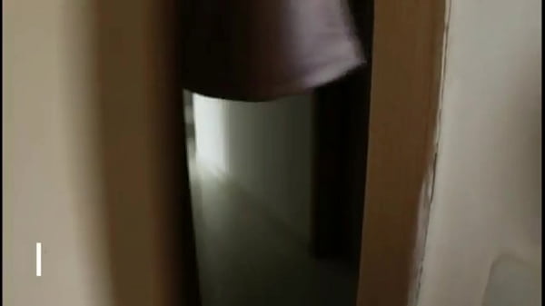 LA PUTA DE MI HERMANASTRA ME PIDE QUE LE TOME FOTOS Y TERMINO EN UNA RICA FOLLADA CON ELLA